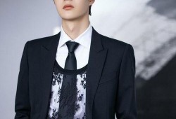 王一博新闻爆料是真的吗,真相揭秘，是真是假？